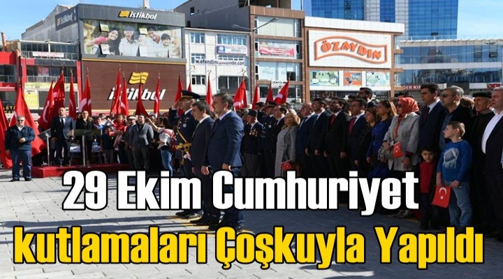 Esenyurt'ta 29 Ekim kutlamaları Cumhuriyet Meydanı'nda yapıldı!