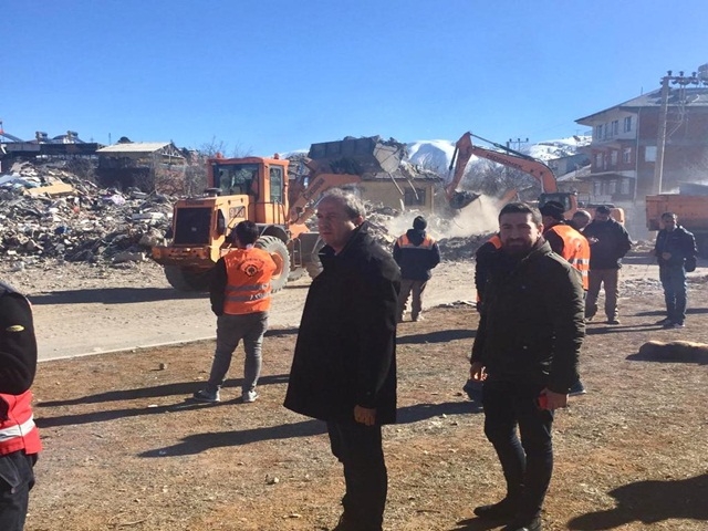 Turan Hançerli, Deprem Bölgesi Elazığ’da