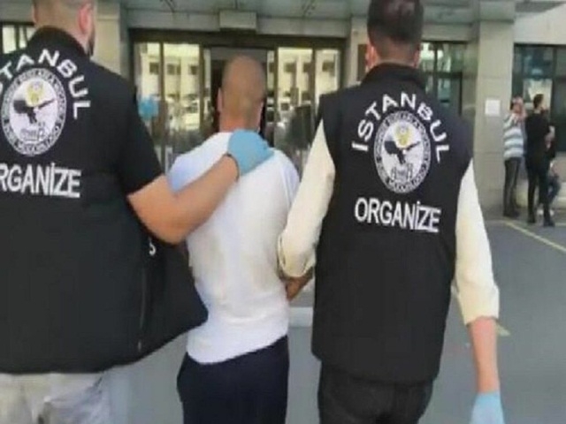 Eski Futbolcu silah kaçakçılığından Esenyurt'ta tutuklandı