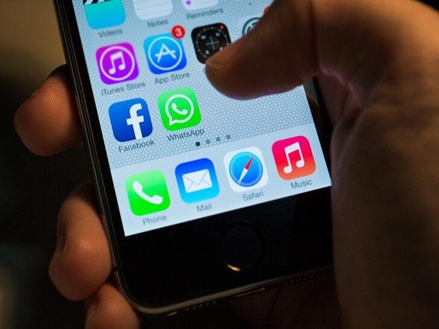 WhatsApp kullanan iPhone sahiplerine kötü haber