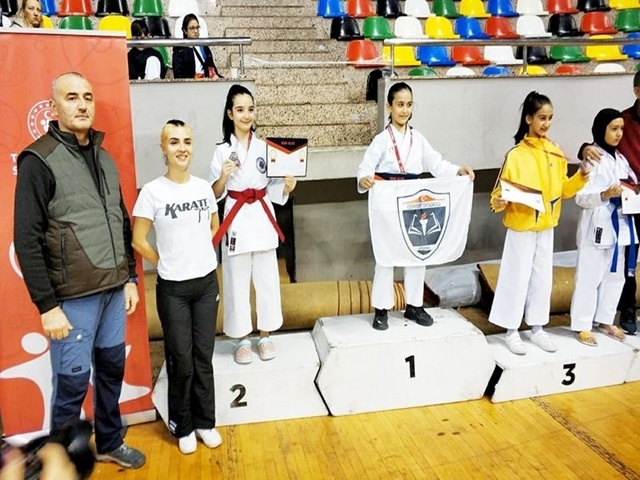 Minik Şampiyon Esilla Su Esenyurt’u Türkiye’de temsil edecek