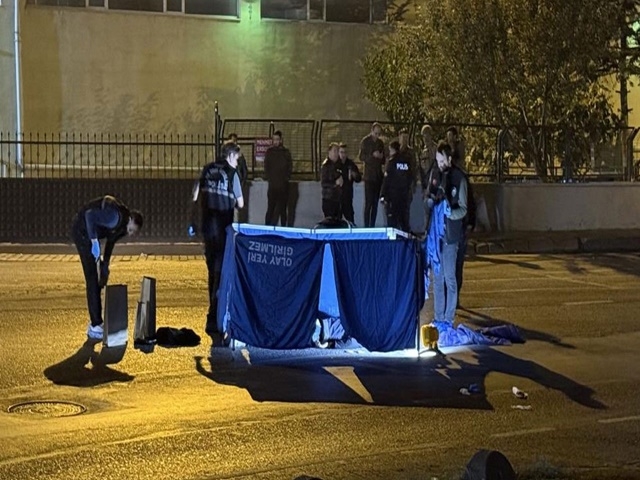 Arnavutköy’de cadde ortasında kanlı pusu!