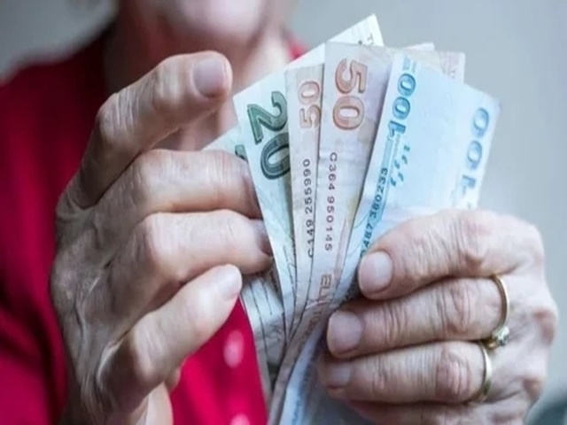 Emeklilere kötü haber: İkramiyeye zam yok
