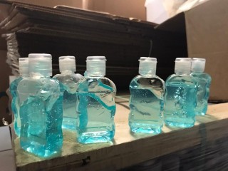 Esenyurt'ta 15 bin şişe sahte dezenfektan ele geçirildi