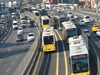 İstanbul'da toplu ulaşım saatleri belli oldu