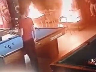 Esenyurt'ta 4 Bin TL için bilardo salonunu ateşe verdi