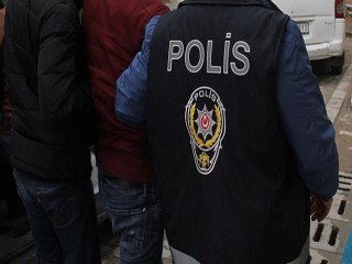 Avcılar’da polise saldıran zanlılar adliyeye sevk edildi