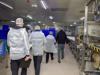 Esenyurt Zabıtasından Gıda Üretimi Yapan Fabrikalara Denetim