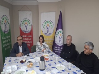 Başkan Çiçek, CHP’liler Ahmet Özer’e sahip çıkmadı