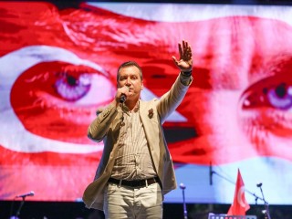 Silivri’de 19 Mayıs Coşkusu: Başkan Balcıoğlu’ndan Duygulandıran Konuşma