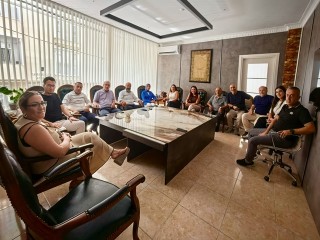 Gazeteciler ve İlçe Başkanları Kahvaltı Programında Bir Araya Geldi