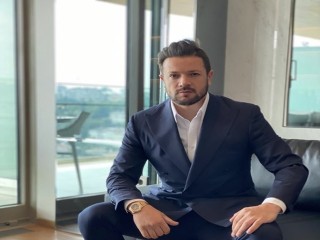 Hayırsever İş İnsanı Taner Tekin'den Serhat Ardahan Spor'a Can Suyu