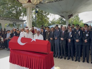 Esenyurt’ta Şehit olan Polis Memuru Mehmet Ali Topatan son yolculuğuna uğurlandı