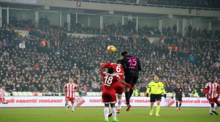 Sivasspor Galatasaray'ı perişan etti