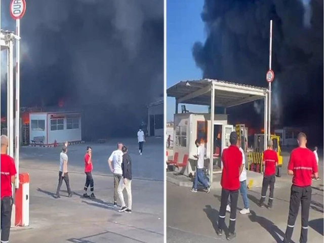 Esenyurt'ta zincir market deposunda yangın