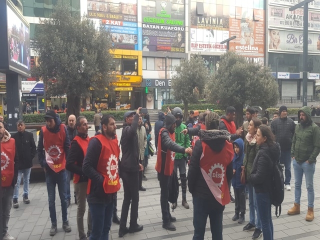 Esenyurt’ta işçilerden Protesto