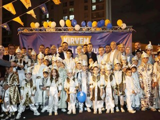 AK Parti Esenyurt'tan görkemli sünnet şöleni