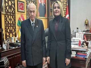 MHP’nin Ardahan’da yeni il başkanı Sevim Köseliören oldu